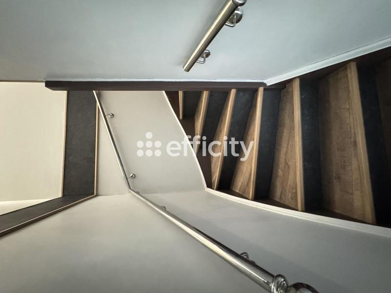 Maison - 103 m² - 5 pièces