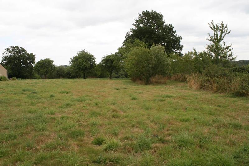 Terrain - 1 100 m²