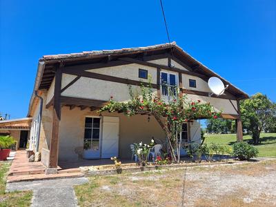 Maison - 166 m² - 7 pièces