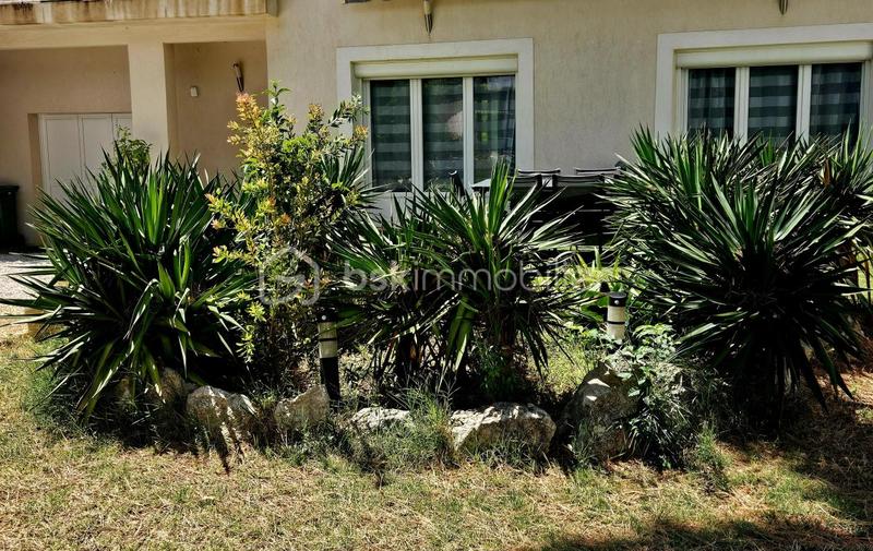 Villa - 192 m² - 9 pièces