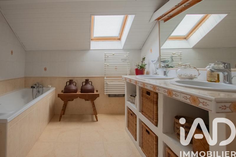 Maison - 130 m² - 7 pièces