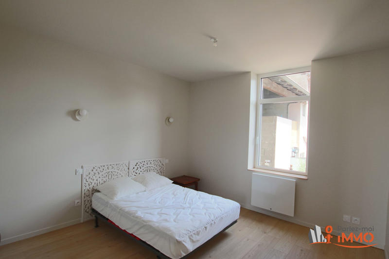 Appartement - 81 m² - 6 pièces