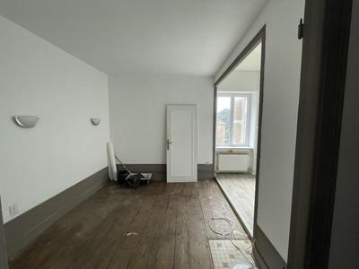 Appartement - 91 m² - 5 pièces