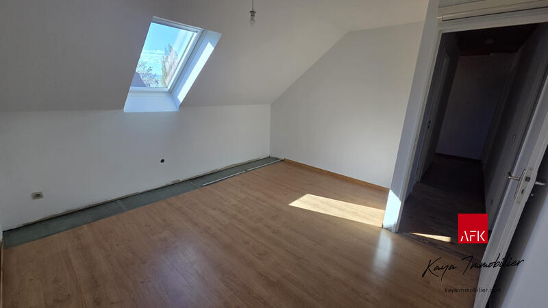 Maison - 77 m² - 5 pièces