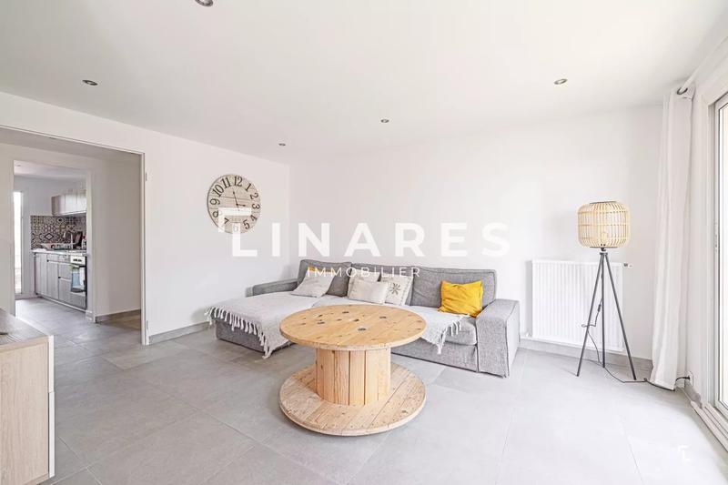 Appartement - 85 m² - 4 pièces