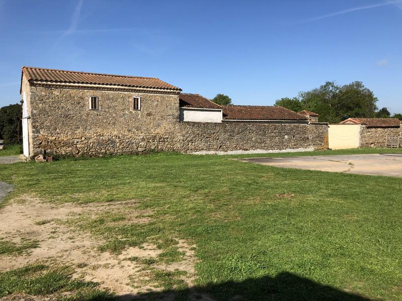 Maison - 250 m² - 4 pièces