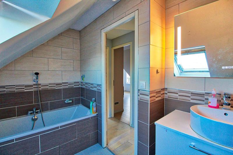 Maison - 106 m² - 5 pièces