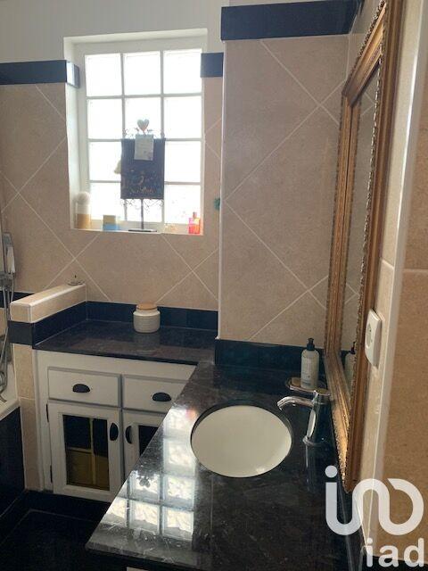 Appartement - 98 m² - 4 pièces