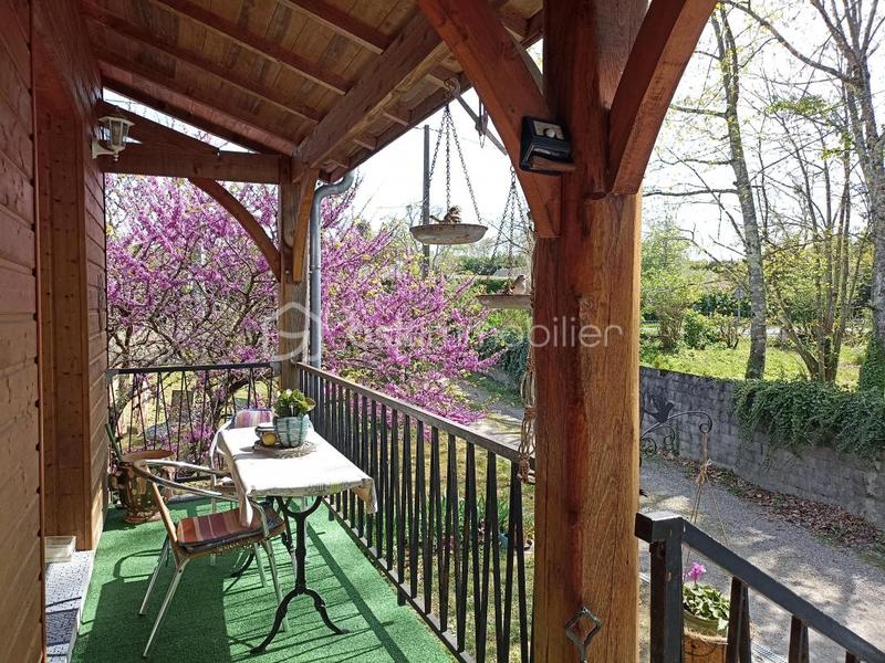 Maison - 96 m² - 4 pièces