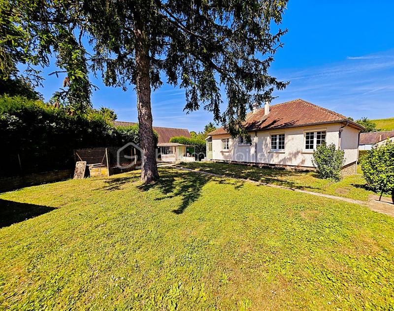 Maison traditionnelle - 80 m² - 4 pièces