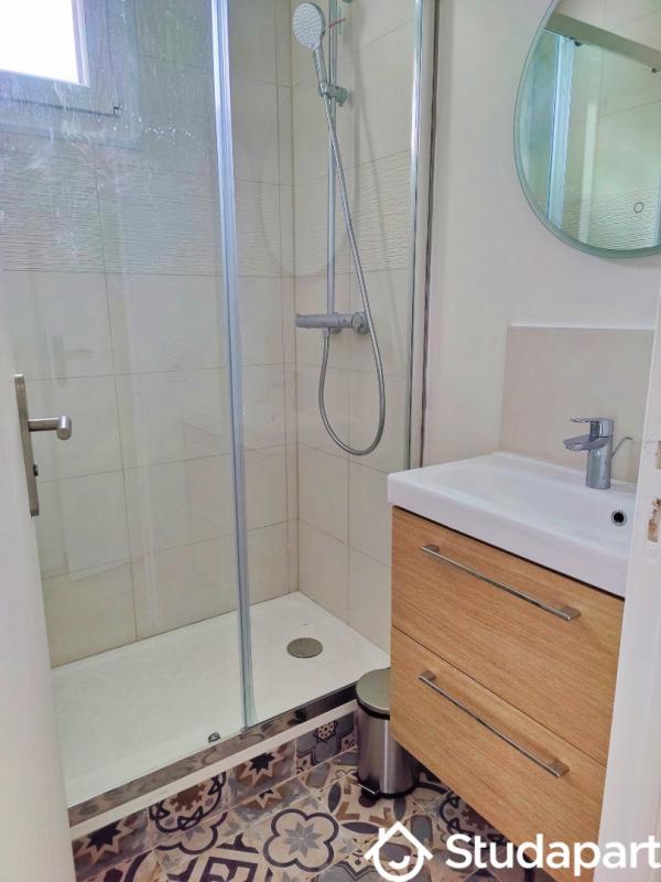 Chambre - 9 m² - 1 pièce