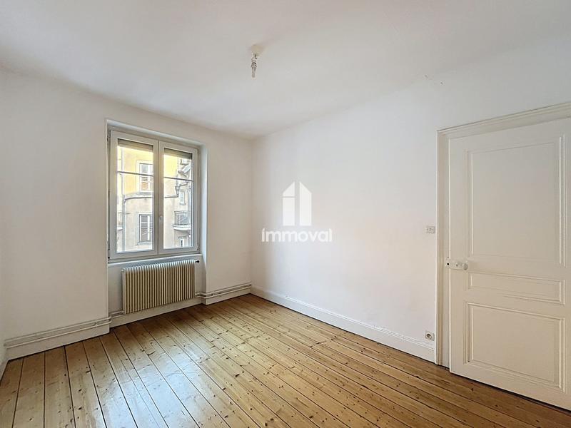 Appartement - 82 m² - 4 pièces