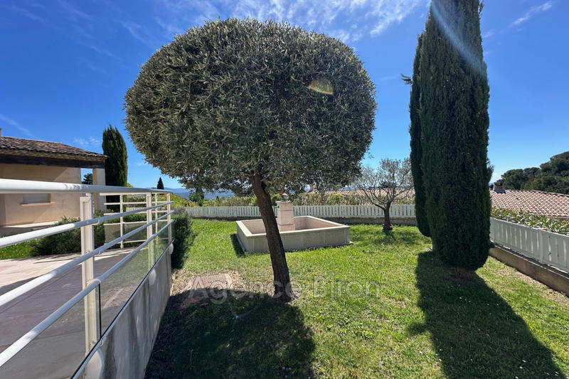 Maison - 176 m² - 6 pièces