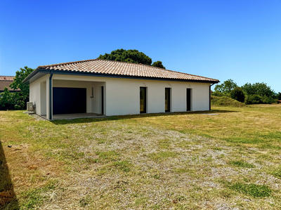 Maison - 80 m² - 3 pièces