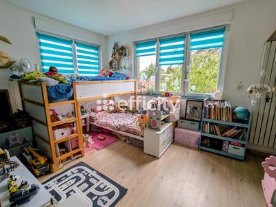 Maison - 93 m² - 4 pièces