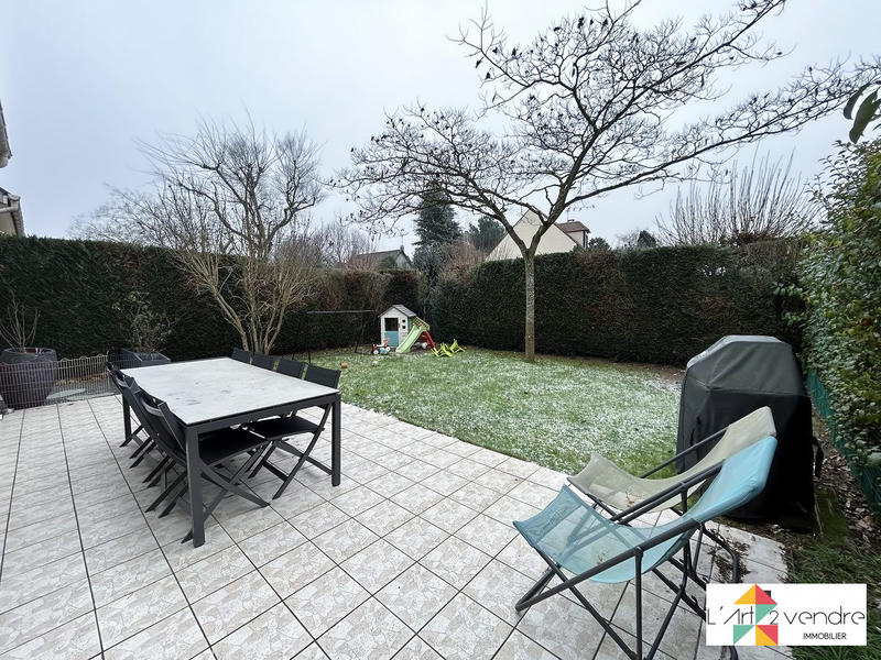 Maison contemporaine - 92 m² - 5 pièces