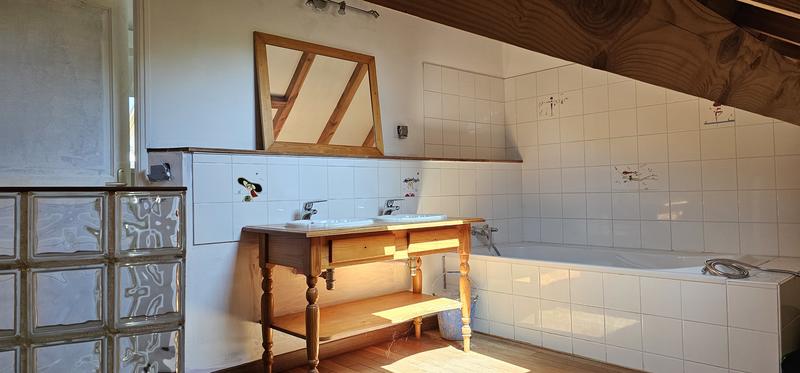 Maison - 121 m² - 5 pièces