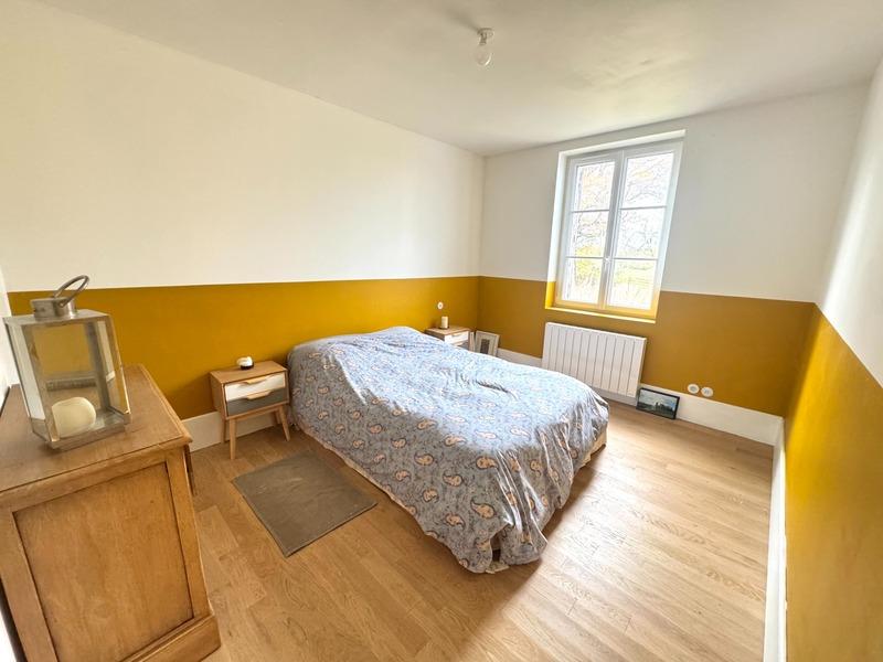 Propriété - 85 m² - 4 pièces