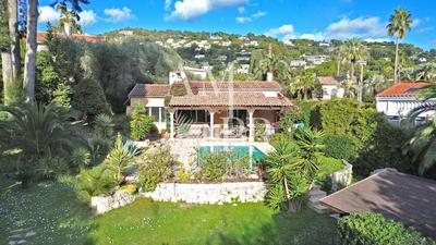 Villa - 140 m² - 4 pièces