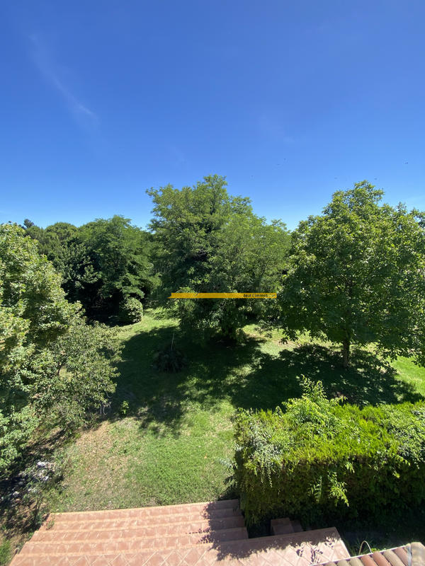 Propriété - 400 m² - 10 pièces