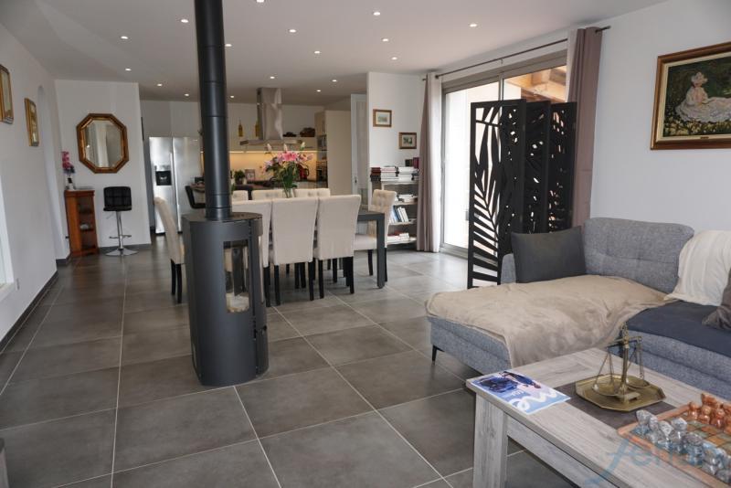 Villa - 210 m² - 8 pièces