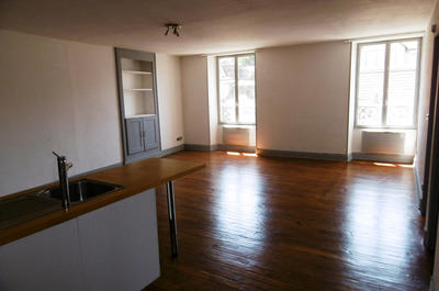 Appartement - 65 m² - 2 pièces