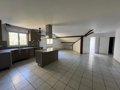 Appartement - 103 m² - 4 pièces