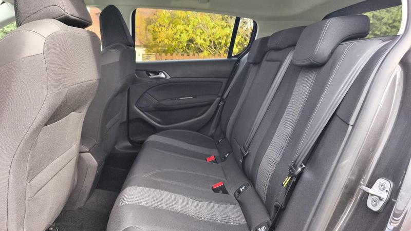 Peugeot 308 1.2 PureTech 130 Allure - Première main Entretien constructeur