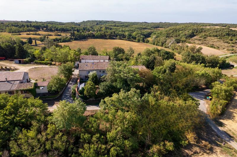 Maison - 253 m² - 8 pièces