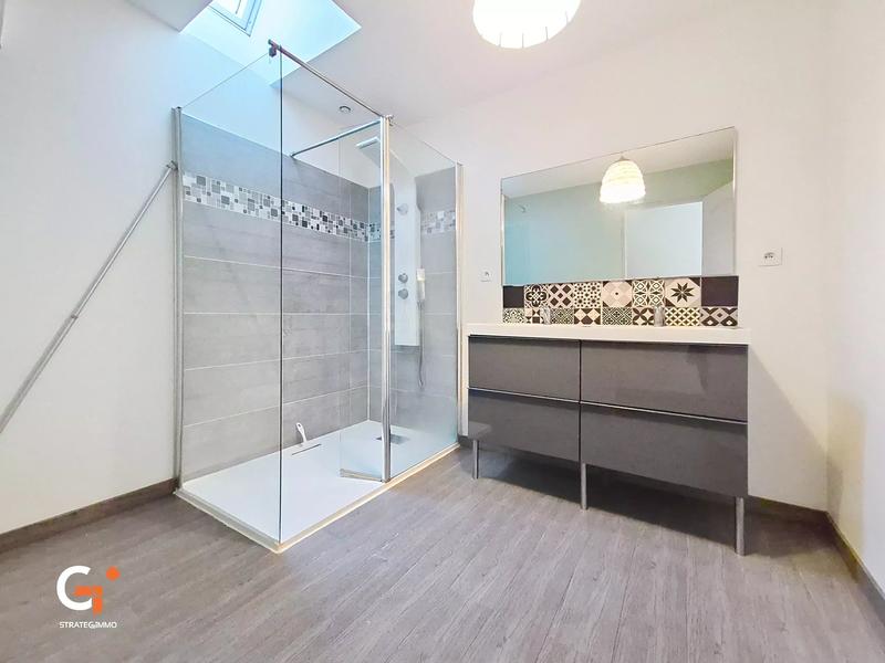 Maison - 110 m² - 4 pièces