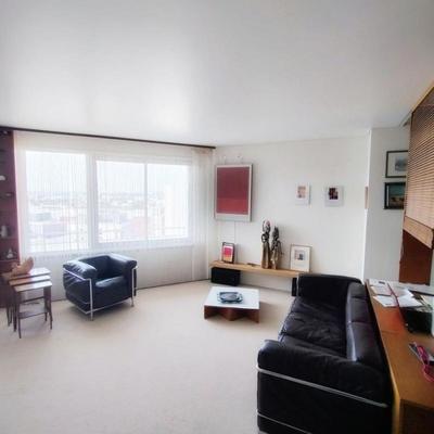 Appartement - 115 m² - 4 pièces