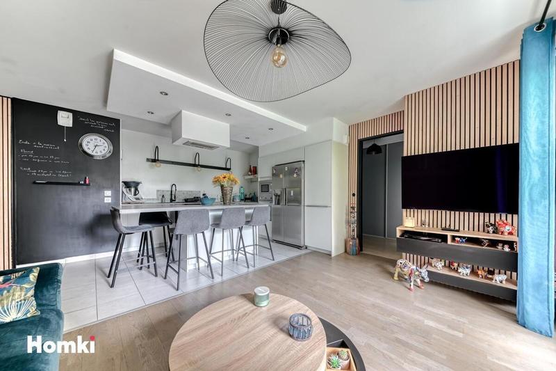 Appartement - 86 m² - 4 pièces