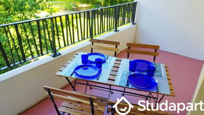 Chambre - 11 m² - 1 pièce