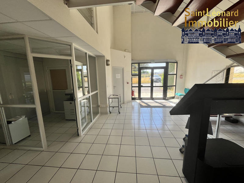 Local d'activités - 2 550 m²