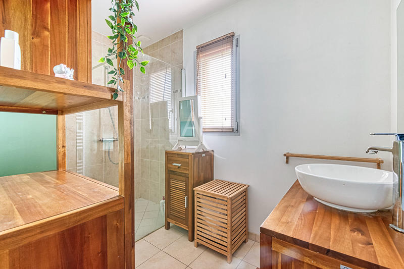 Maison - 106 m² - 6 pièces