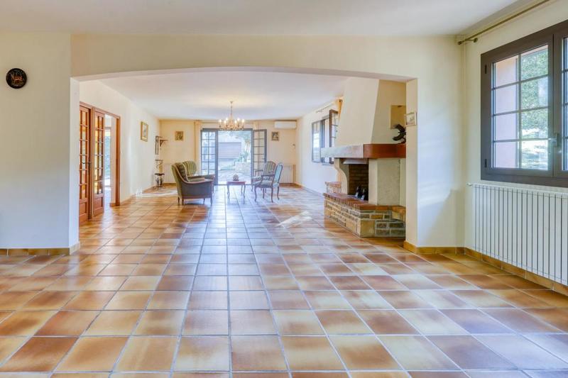 Maison - 185 m² - 4 pièces