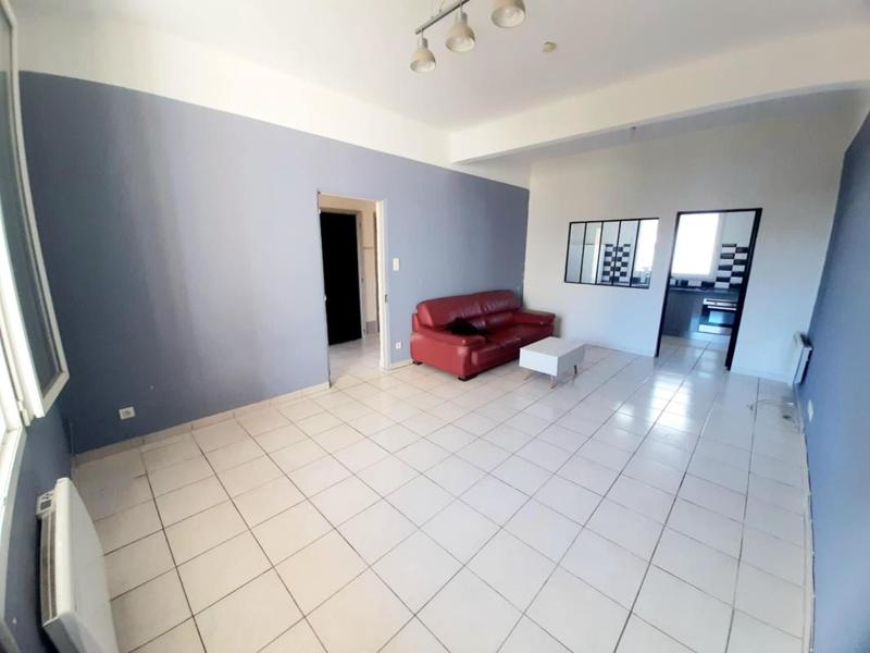 Appartement - 70 m² - 3 pièces