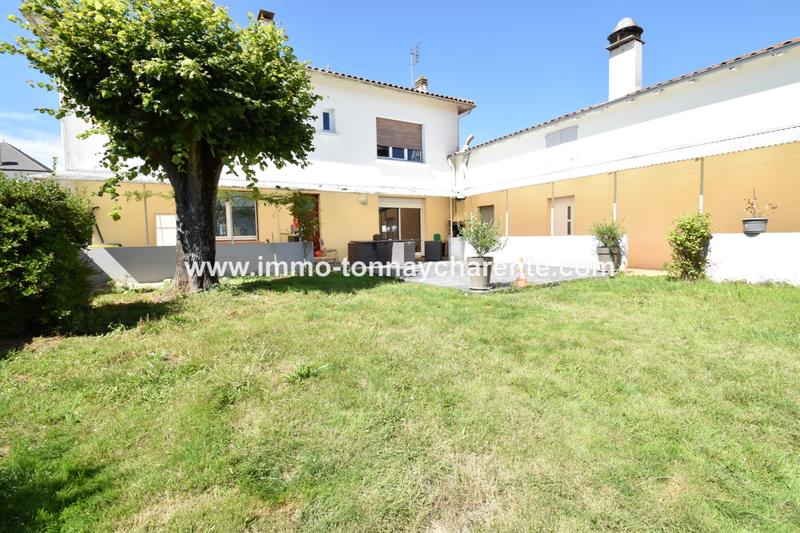 Maison - 350 m² - 7 pièces