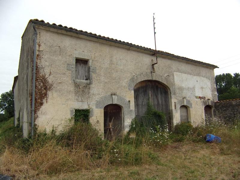 Maison ancienne - 164 m² - 8 pièces
