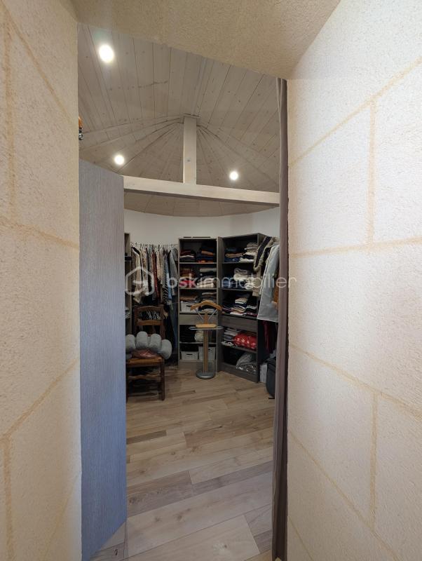 Maison en pierre - 215 m² - 7 pièces