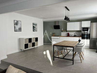 Appartement - 122 m² - 6 pièces