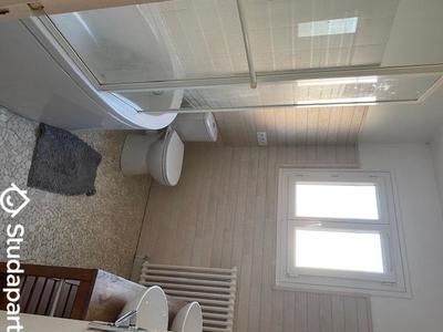 Chambre - 12 m² - 1 pièce