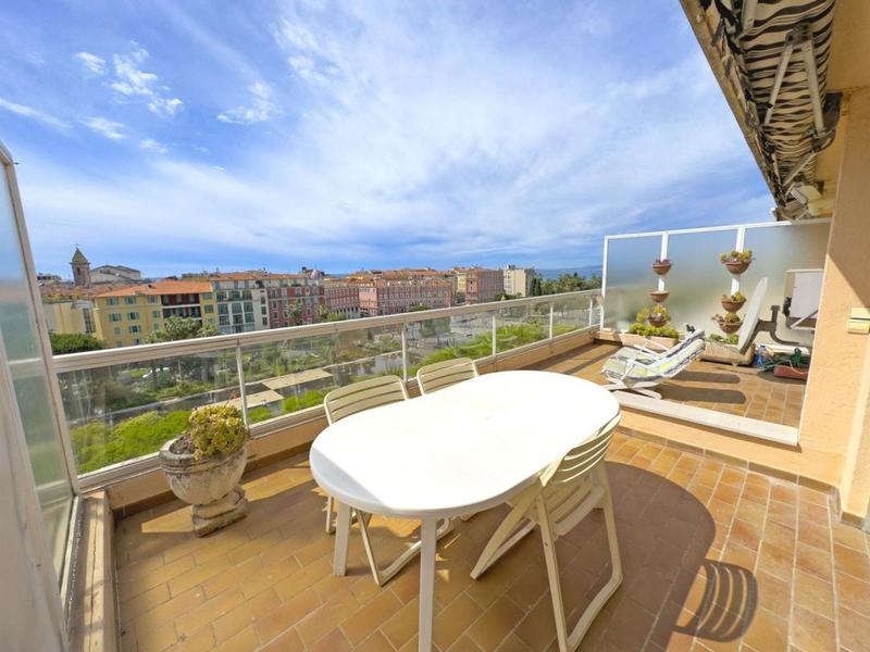 Appartement - 108 m² - 3 pièces