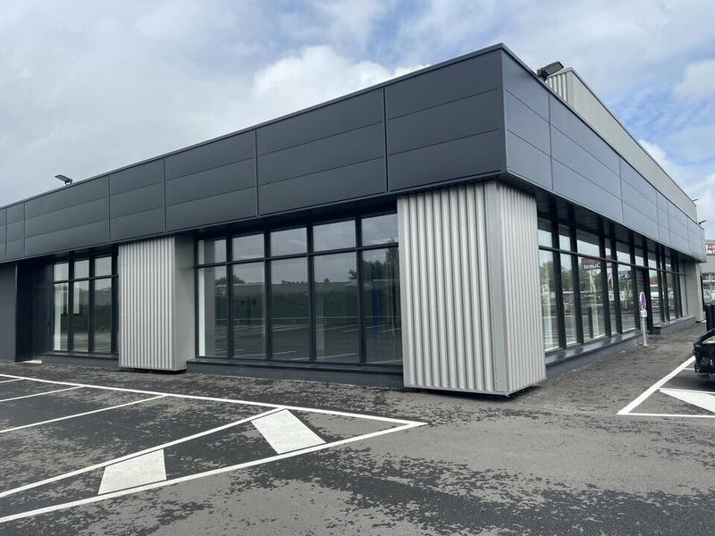 Local commercial - 658 m²