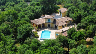 Villa - 170 m² - 7 pièces