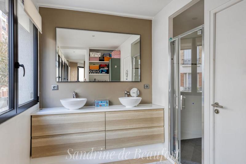 Appartement - 184 m² - 6 pièces