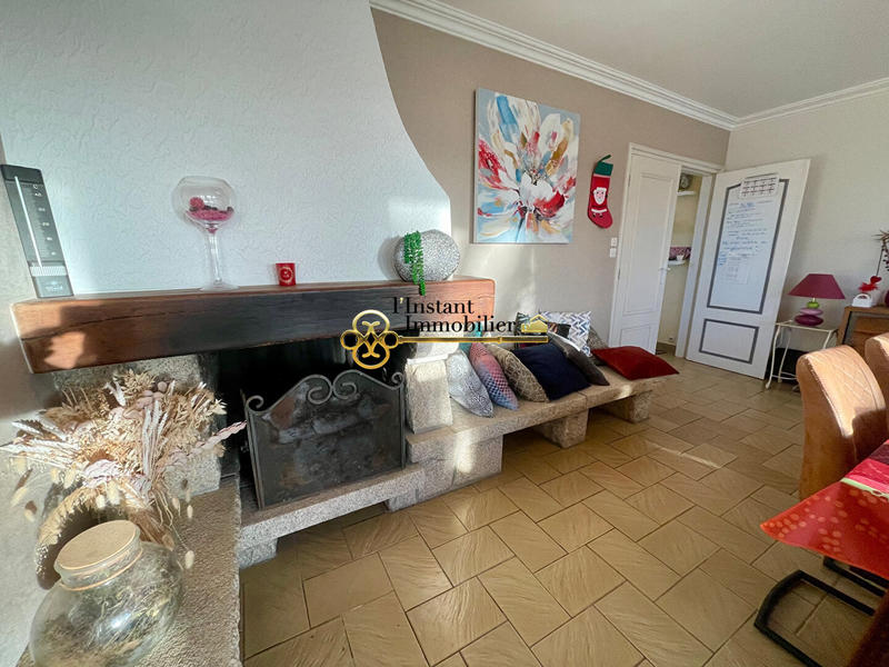 Maison - 193 m² - 9 pièces