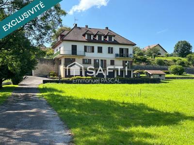 Maison de village - 295 m² - 15 pièces