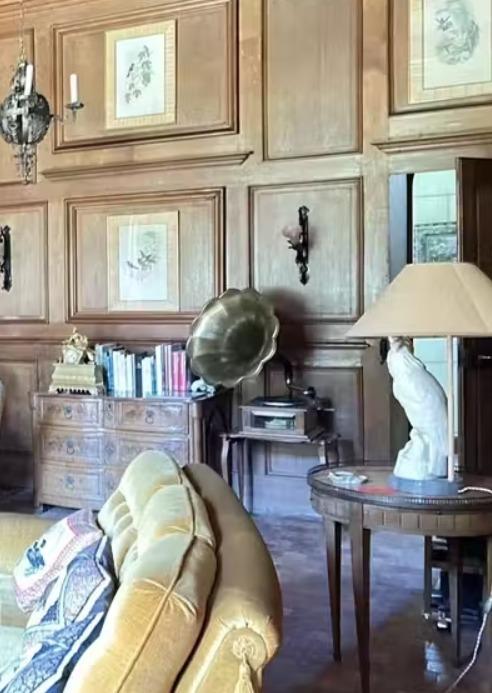 Manoir - 1 100 m² - 19 pièces