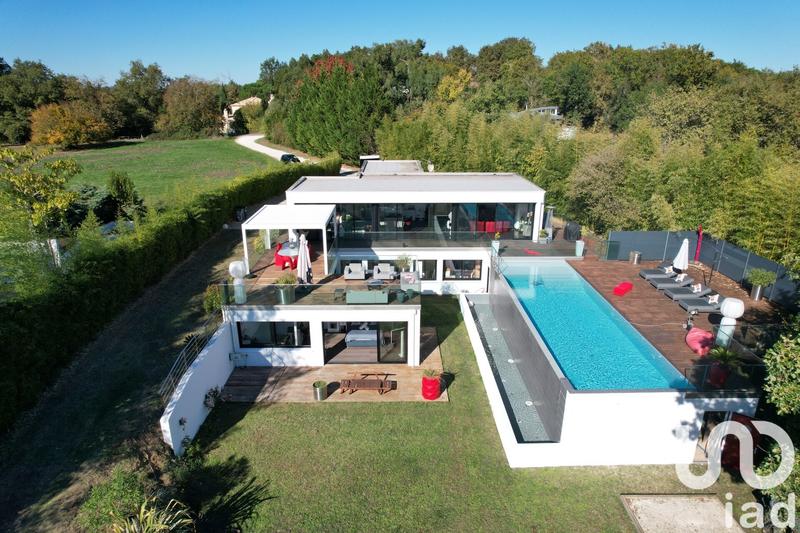 Maison de maîtres - 250 m² - 5 pièces